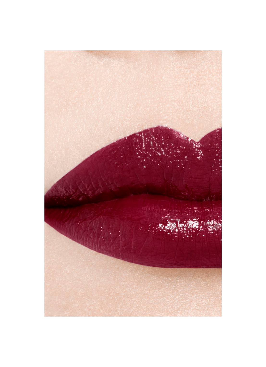 CHANEL DE UITERST LANGHOUDENDE GLANZENDE VLOEIBARE LIPPENSTIFT - detail 4 79 éternité 
