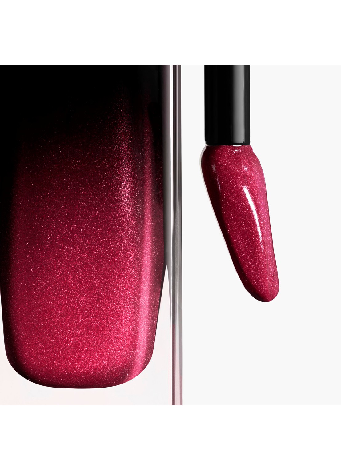 CHANEL DE UITERST LANGHOUDENDE GLANZENDE VLOEIBARE LIPPENSTIFT - achterkant 558 incandescent