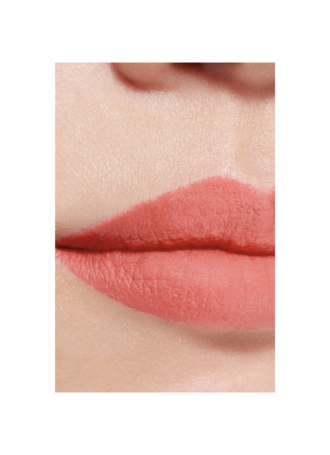 CHANEL DE ULTRA-LANGHOUDENDE INTENS MATTE VLOEIBARE LIPPENSTIFT - detail 5 204 troublante