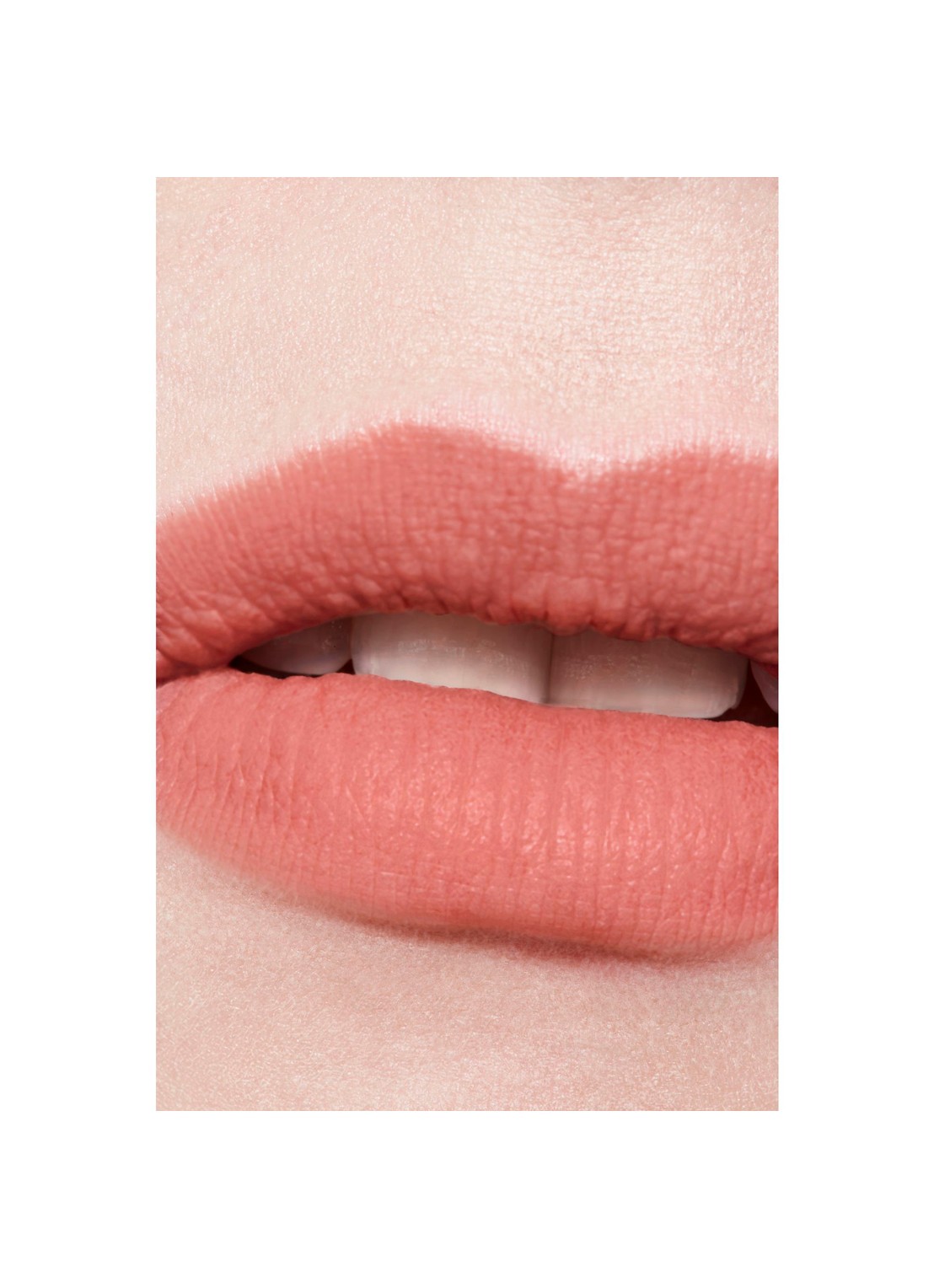 CHANEL DE ULTRA-LANGHOUDENDE INTENS MATTE VLOEIBARE LIPPENSTIFT - detail 7 204 troublante