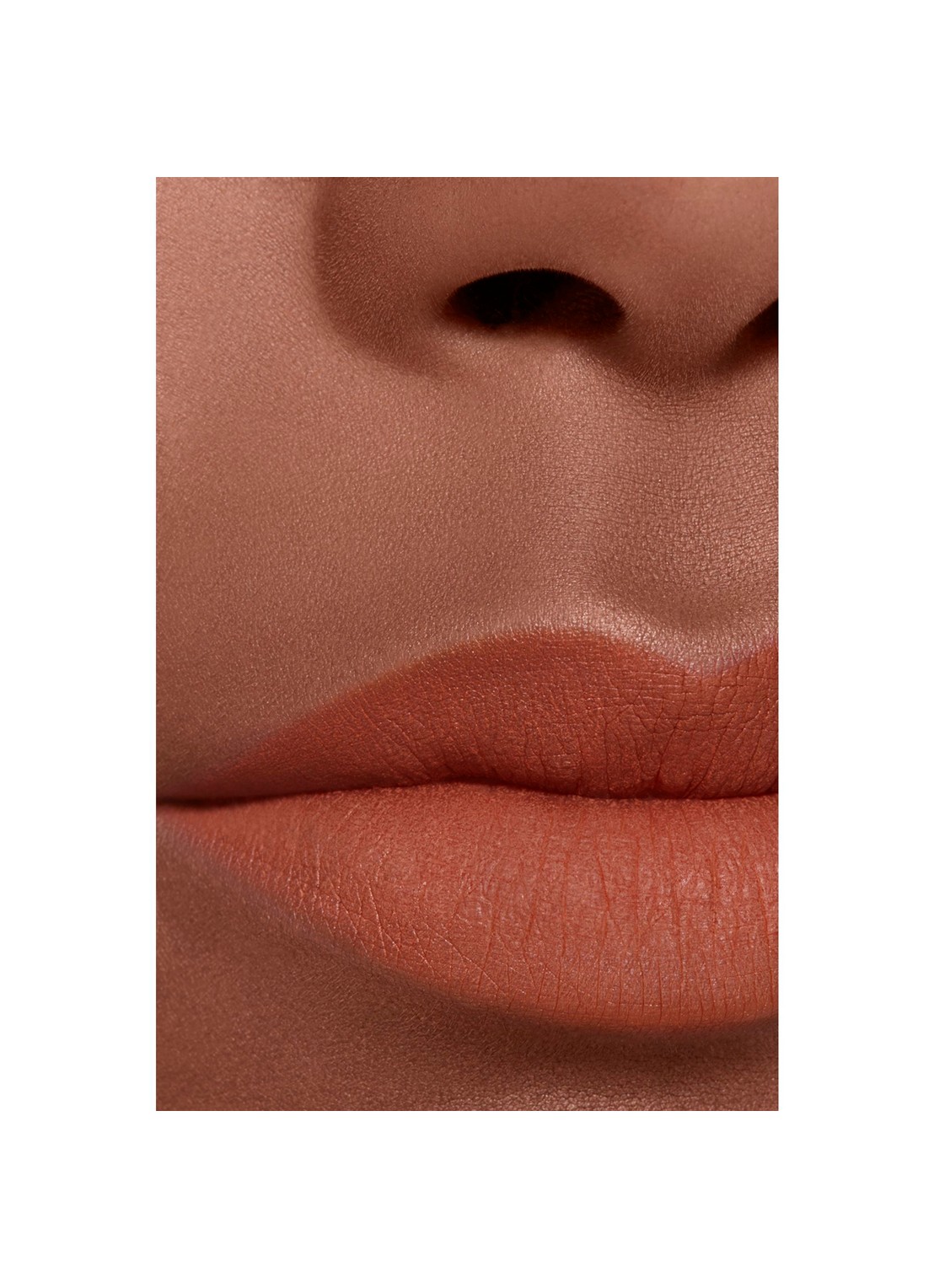 CHANEL DE ULTRA-LANGHOUDENDE INTENS MATTE VLOEIBARE LIPPENSTIFT - detail 5 212 stupéfiante