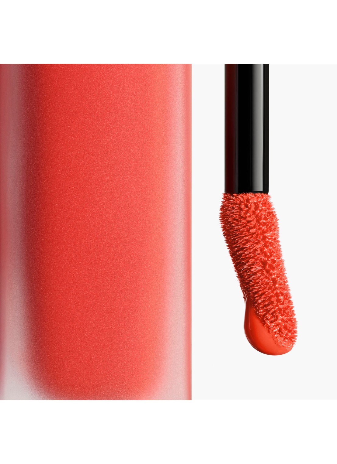 CHANEL DE ULTRA-LANGHOUDENDE INTENS MATTE VLOEIBARE LIPPENSTIFT - achterkant 222 spirituelle