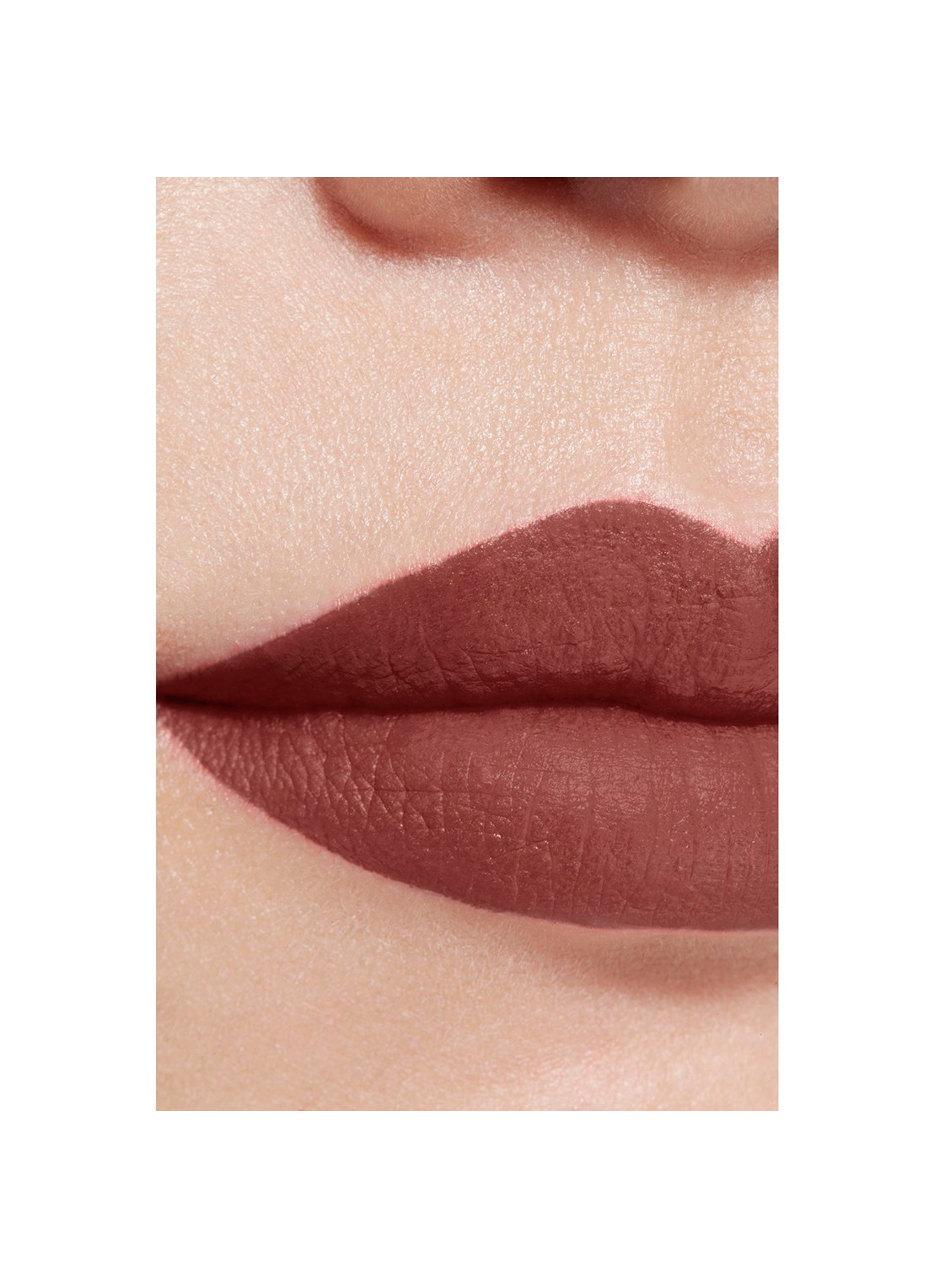 CHANEL DE ULTRA-LANGHOUDENDE INTENS MATTE VLOEIBARE LIPPENSTIFT - detail 5 232 renversante
