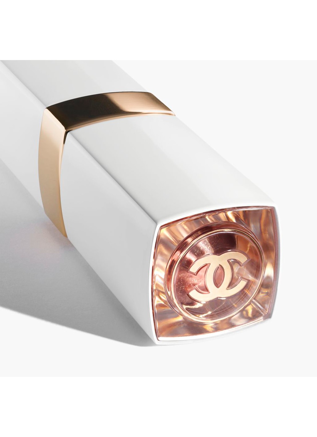 CHANEL DE VERFRAAIENDE HYDRATERENDE GETINTE BALSEM MET INTENSITEIT OP MAAT - achterkant 752 honey bliss