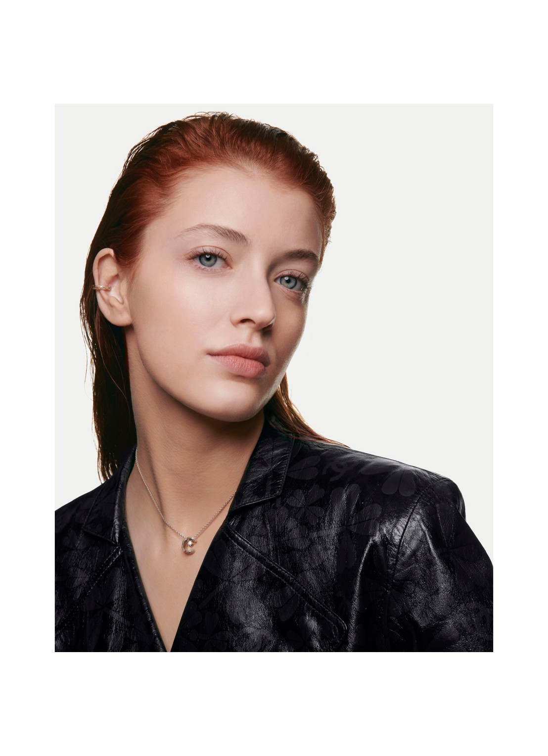 CHANEL EGALISEREN – LATEN STRALEN – HYDRATEREN. - detail 5 br22 