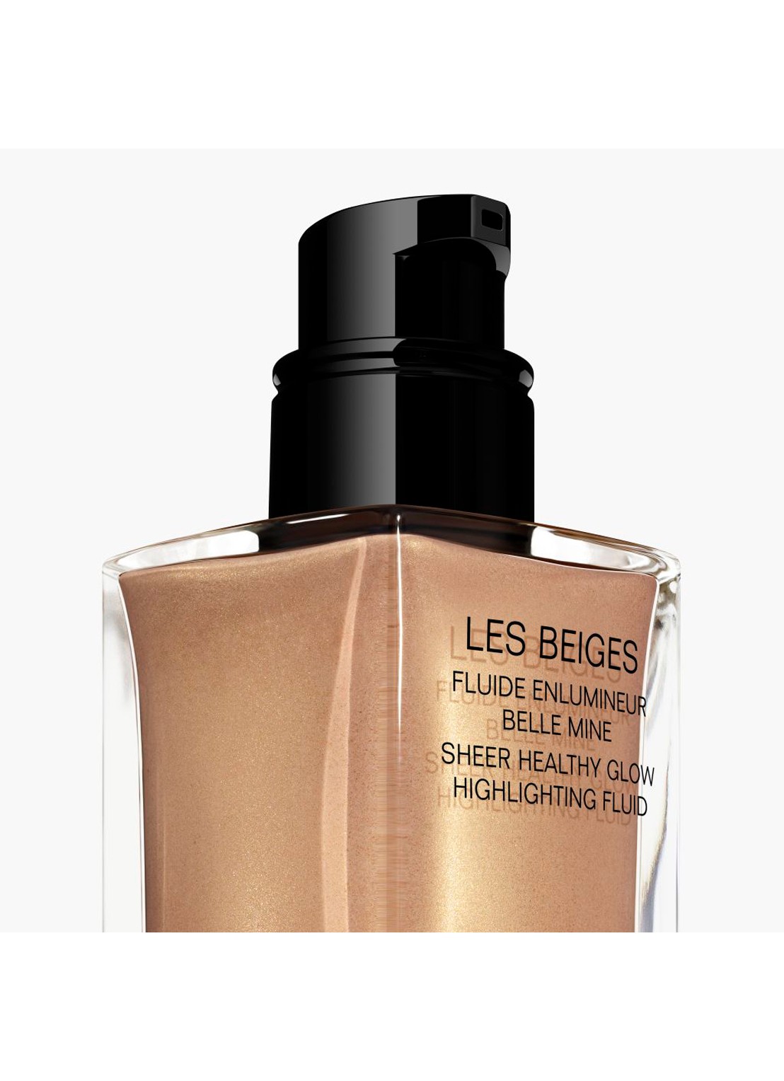CHANEL HIGHLIGHTER MET IRISEREND EFFECT. STRALENDE HEALTY GLOW VOOR GEZICHT EN LICHAAM - detail 2 sunkissed 