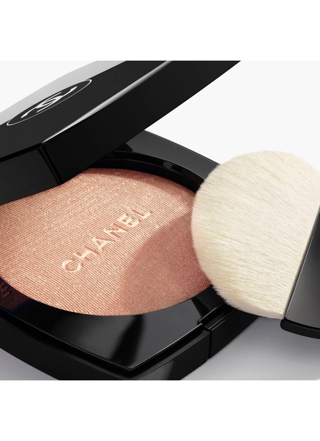 CHANEL HIGHLIGHTER - detail 2 20 warm gold