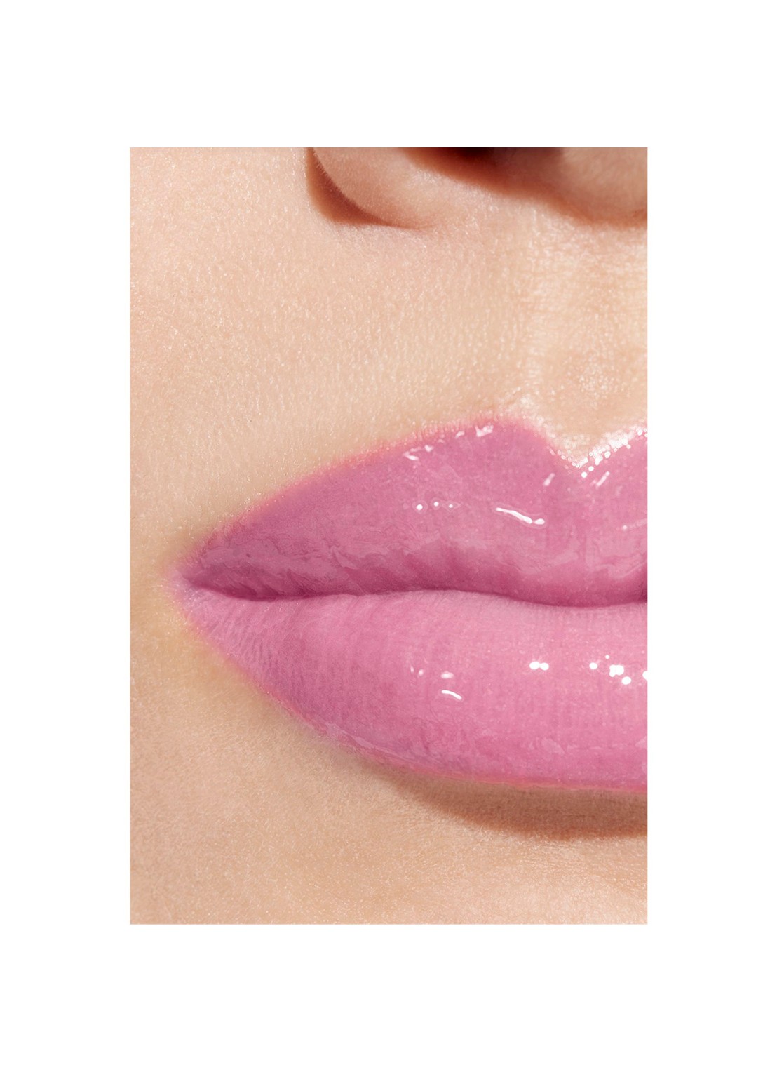 CHANEL HYDRATERENDE EN GLADSTRIJKENDE HOOGGLANS GLOSS - detail 4 434 reflet