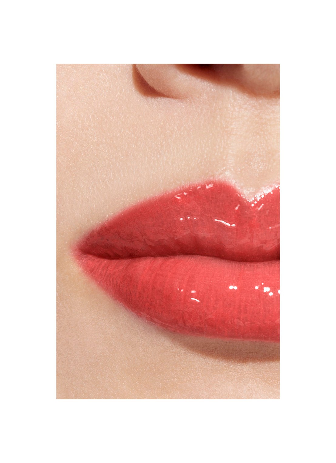 CHANEL HYDRATERENDE EN GLADSTRIJKENDE HOOGGLANS GLOSS - detail 3 448 opulence