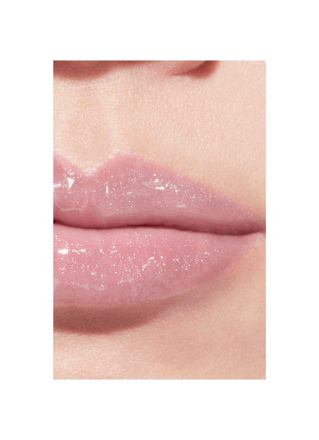 CHANEL HYDRATERENDE EN GLADSTRIJKENDE HOOGGLANS GLOSS - detail 5 458 éclectique