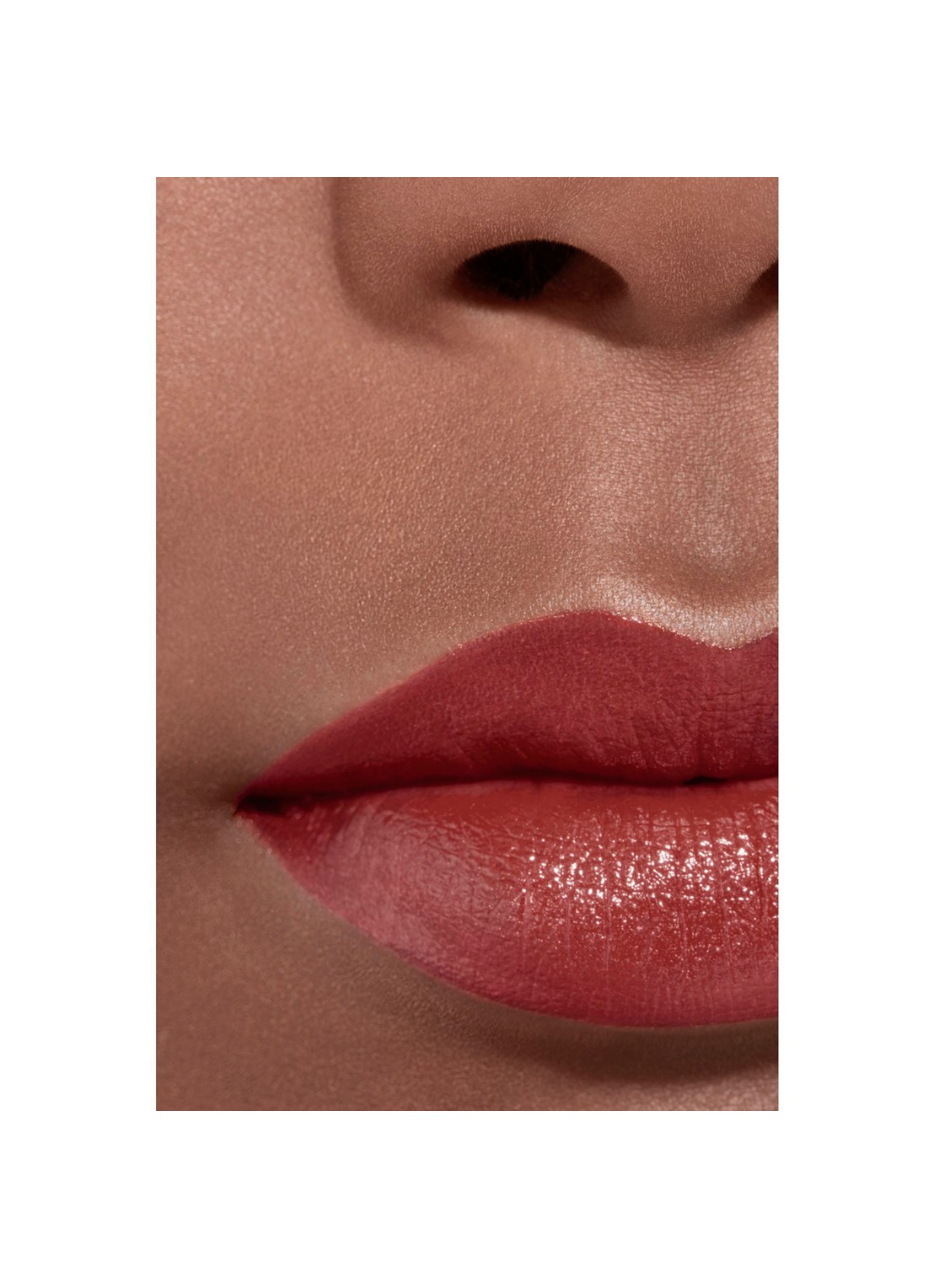 CHANEL INTENSE LIPPENSTIFT - detail 4 211 subtile 