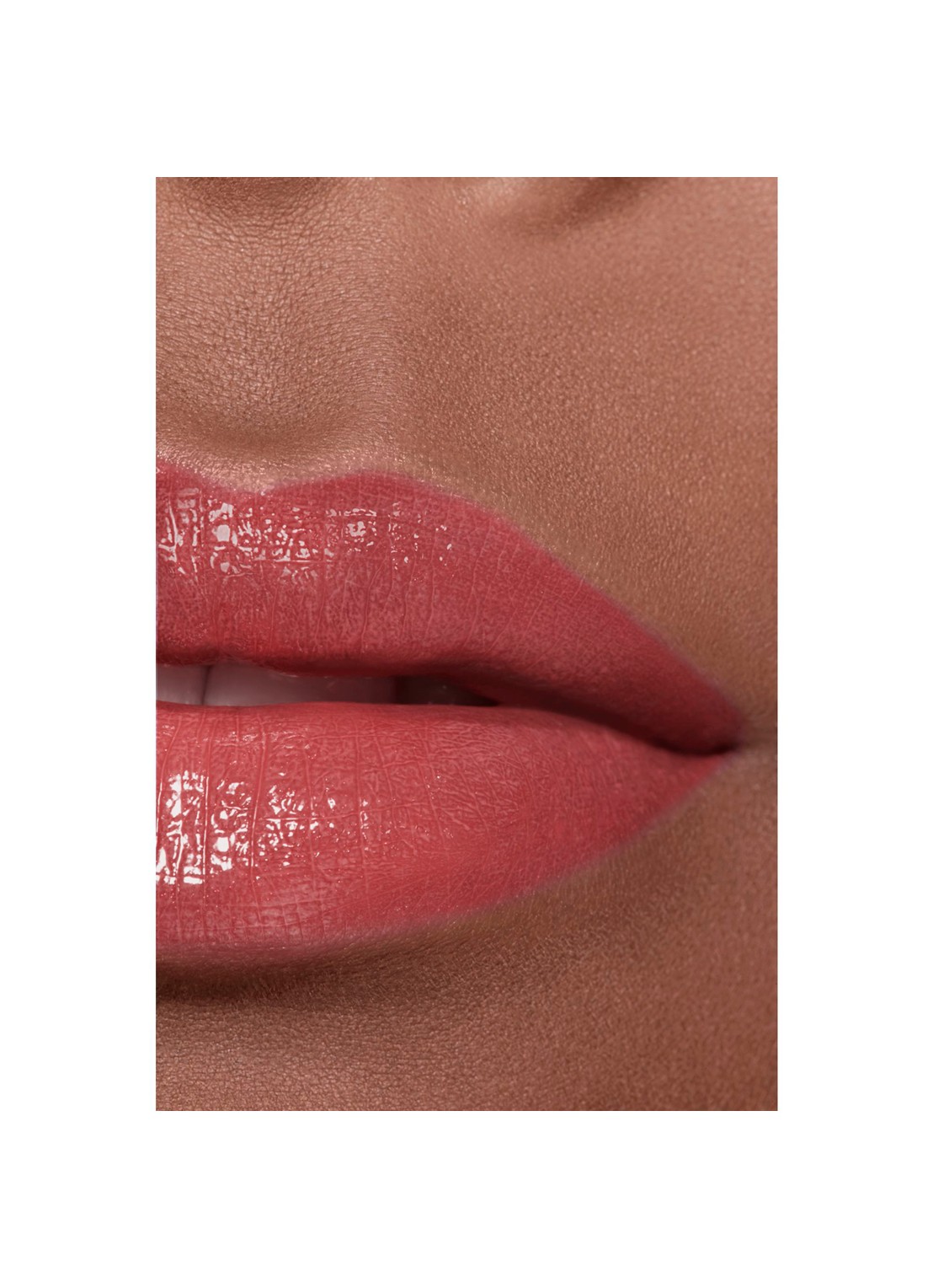 CHANEL KLEUR, GLANS, INTENSITEIT IN EEN FLASH - detail 4 144 move