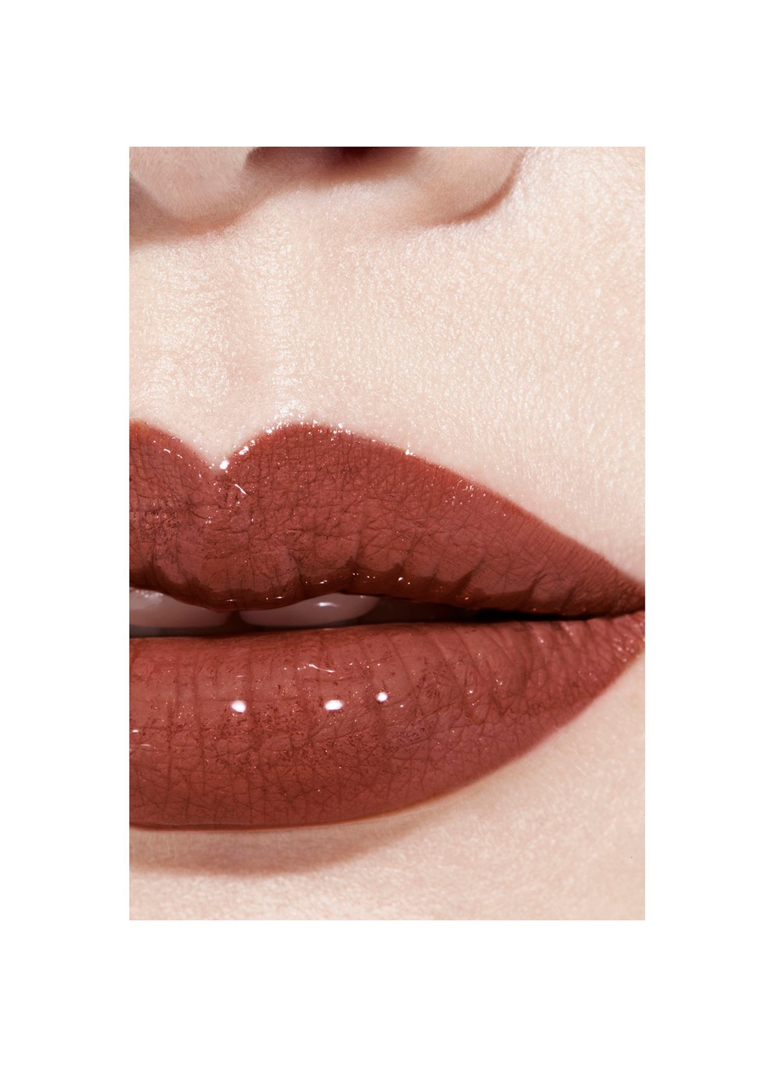 CHANEL LANGHOUDEND LIPPENDUO - detail 5 182 light brown