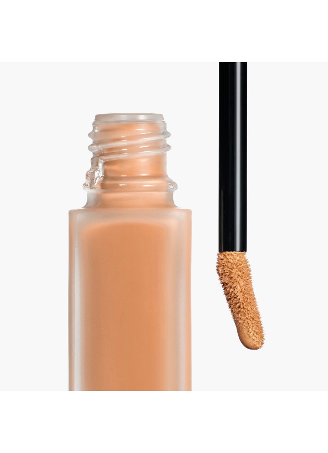 CHANEL LANGHOUDEND – UITERST COMFORTABEL – KLEURCORRECTOR MET PERFECTE FINISH - detail 2 pêche