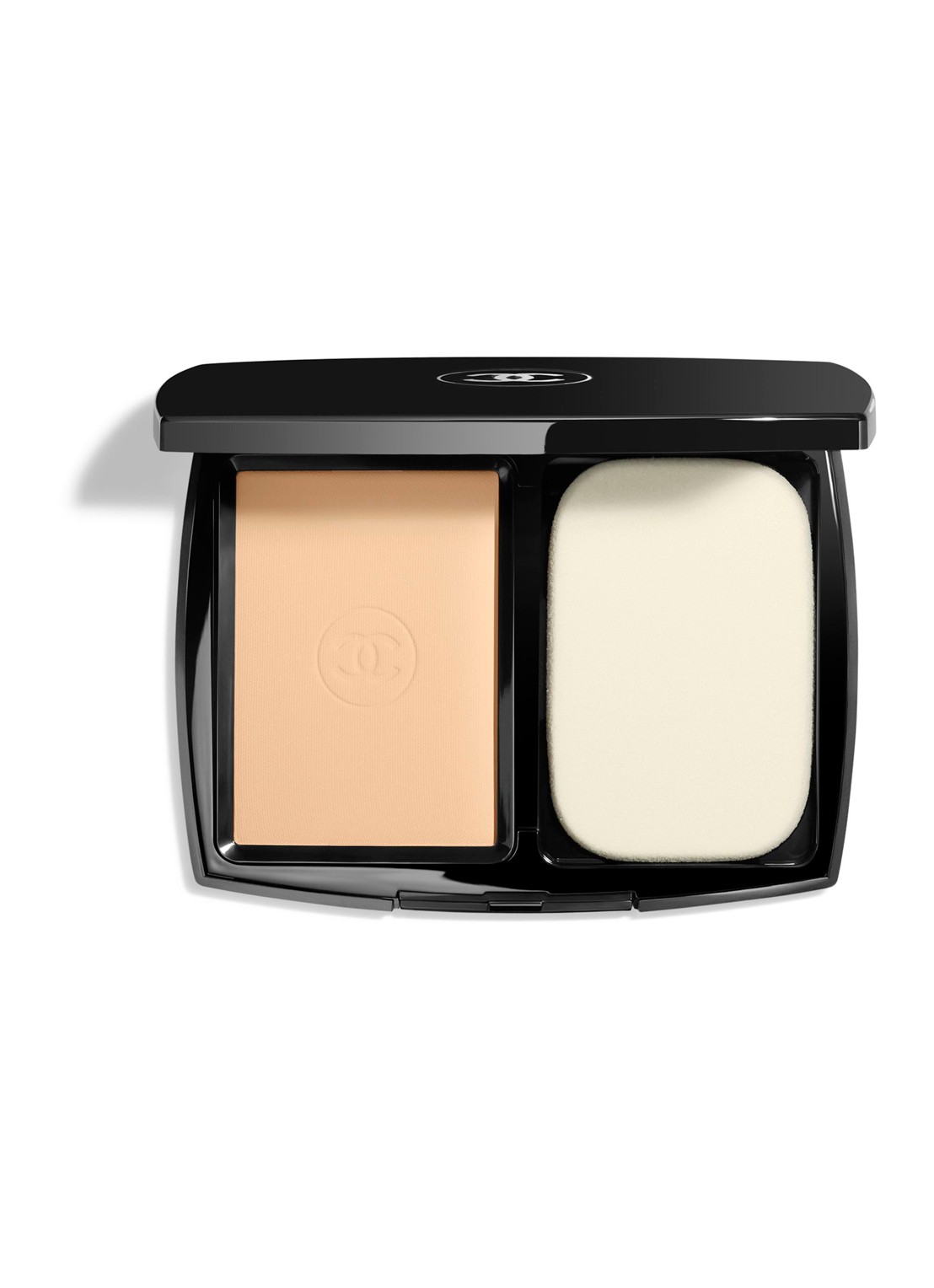 CHANEL LANGHOUDENDE UITERST COMFORTABELE COMPACTE FOUNDATION MET PERFECTE FINISH - voorkant b10