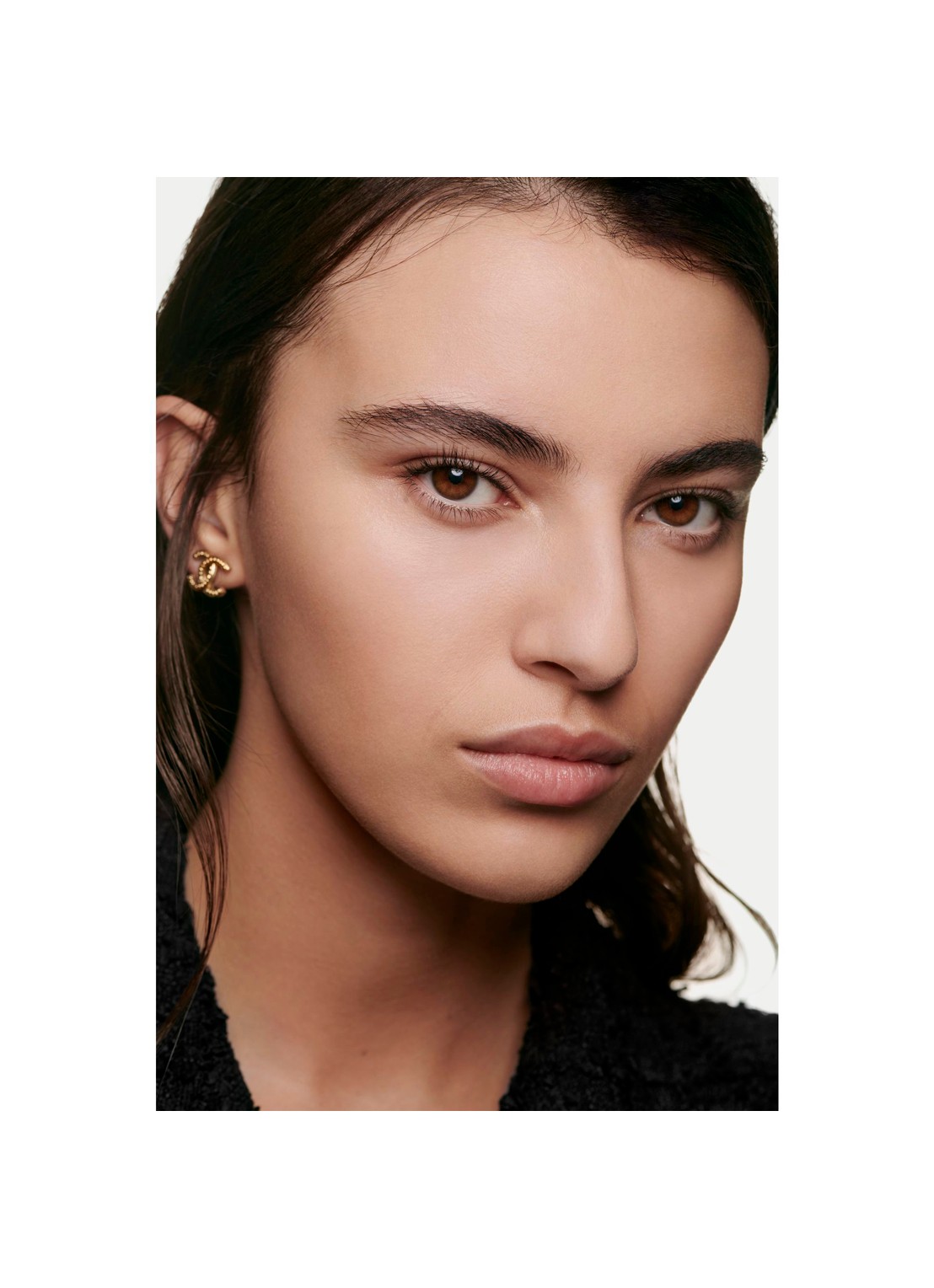 CHANEL LANGHOUDENDE UITERST COMFORTABELE COMPACTE FOUNDATION MET PERFECTE FINISH - detail 5 br42 
