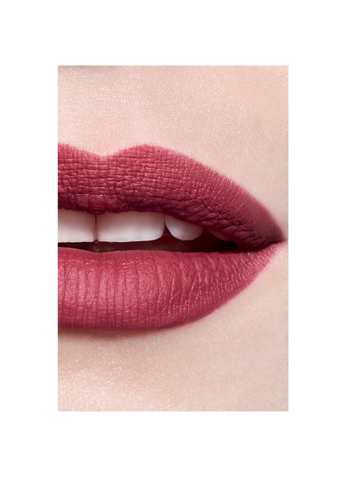 CHANEL LIMITED EDITION – DE STRALENDE FLUWEELACHTIGE LIPPENSTIFT  - detail 7 488 premier pas