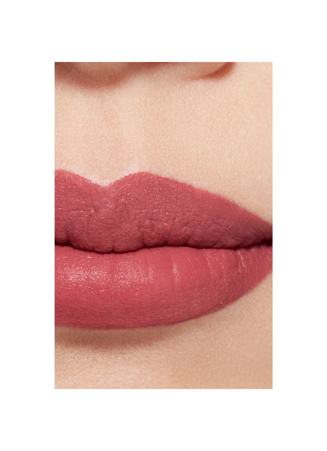 CHANEL LIMITED EDITION – DE STRALENDE FLUWEELACHTIGE LIPPENSTIFT  - detail 2 63 essentielle