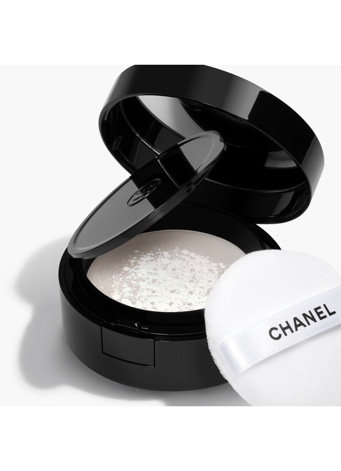 CHANEL LOS POEDER MET EEN NATUURLIJKE FINISH. REISFORMAAT - detail 2 10 light