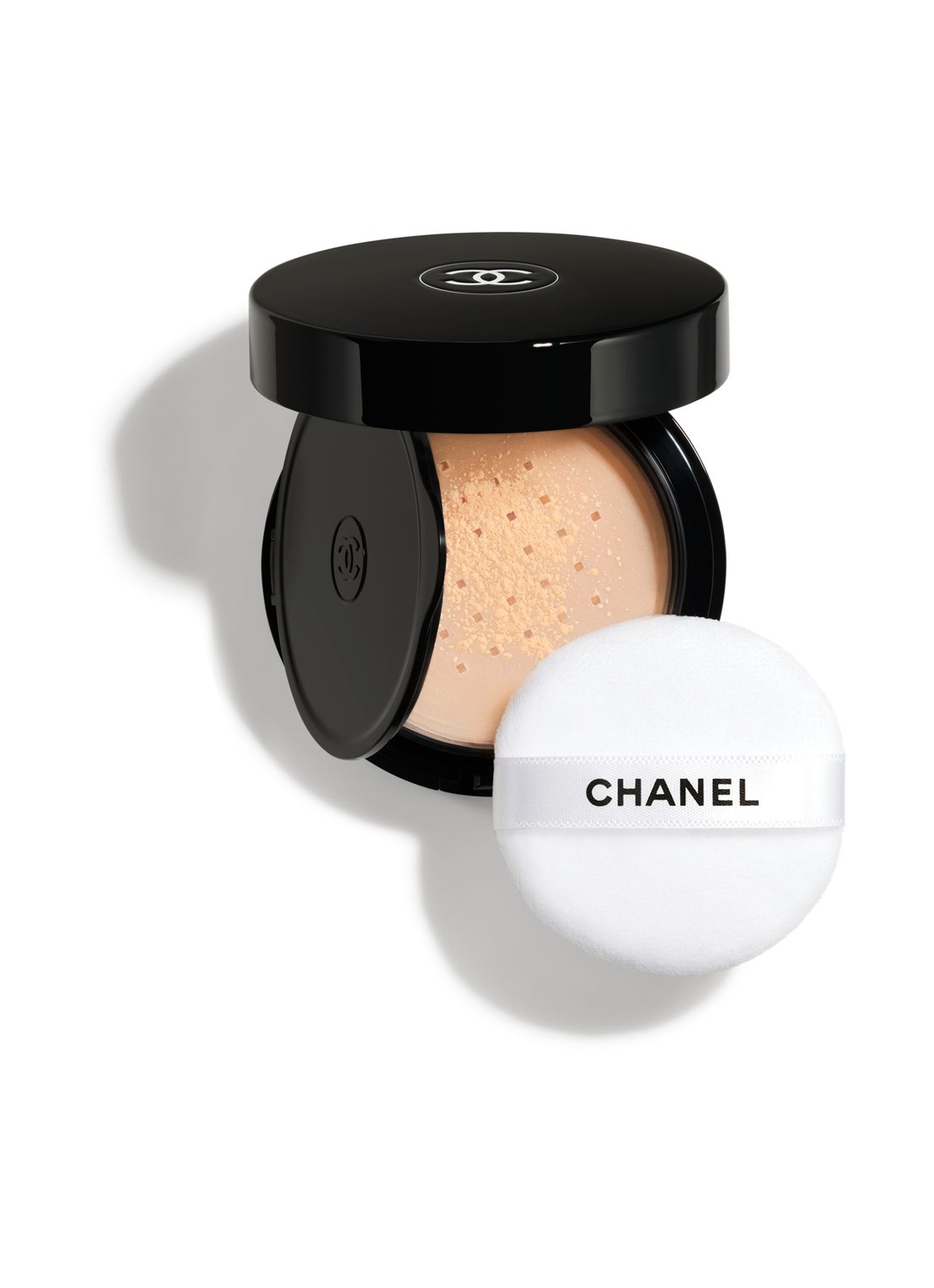 CHANEL LOS POEDER MET EEN NATUURLIJKE FINISH. REISFORMAAT - voorkant 40 medium plus
