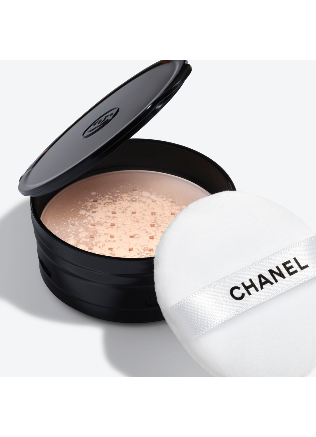 CHANEL LOS POEDER MET EEN NATUURLIJKE FINISH. REISFORMAAT - detail 3 20 medium light 