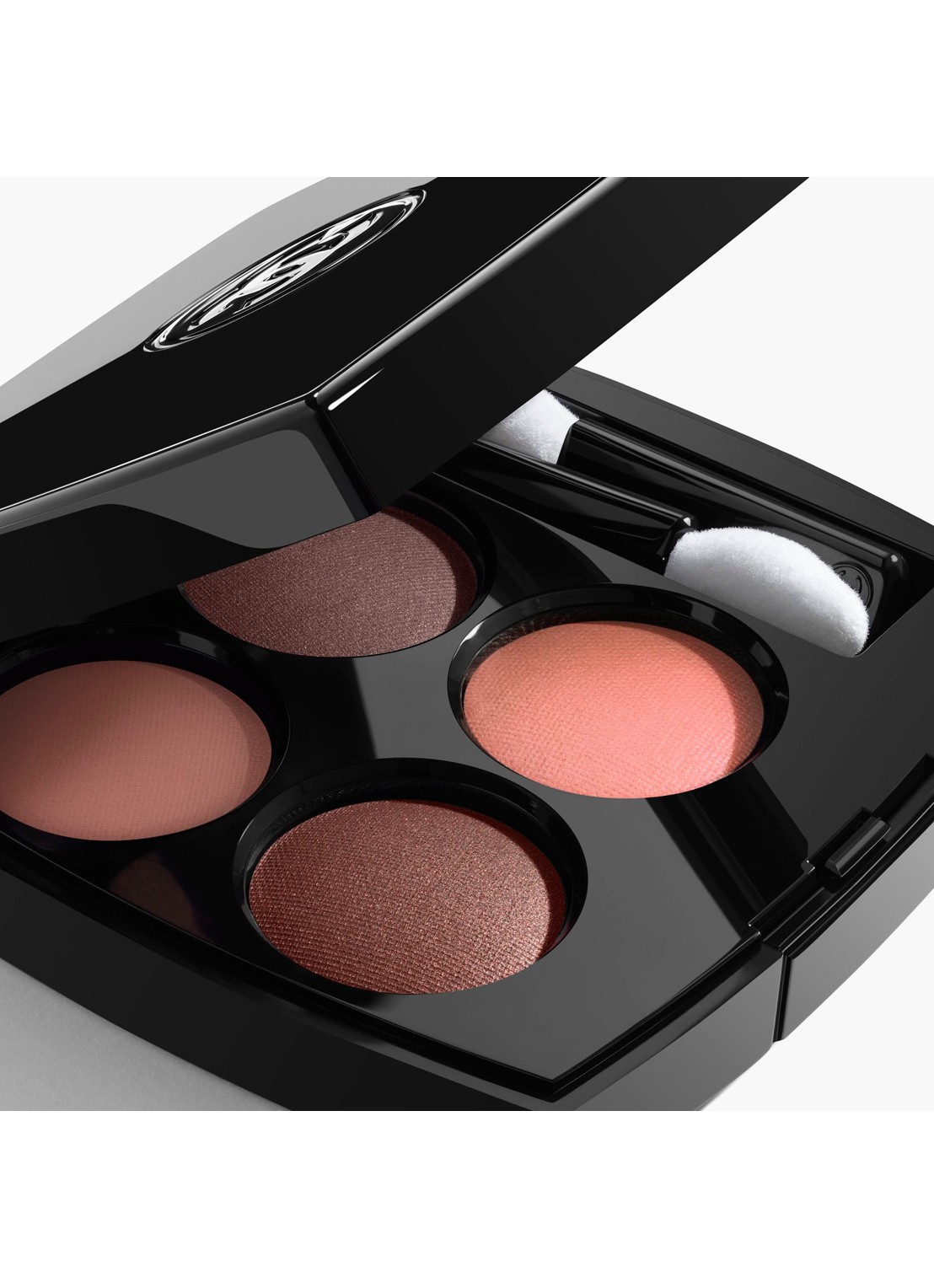CHANEL OOGSCHADUW MET VEELZIJDIG EFFECT - detail 3 354 warm memories