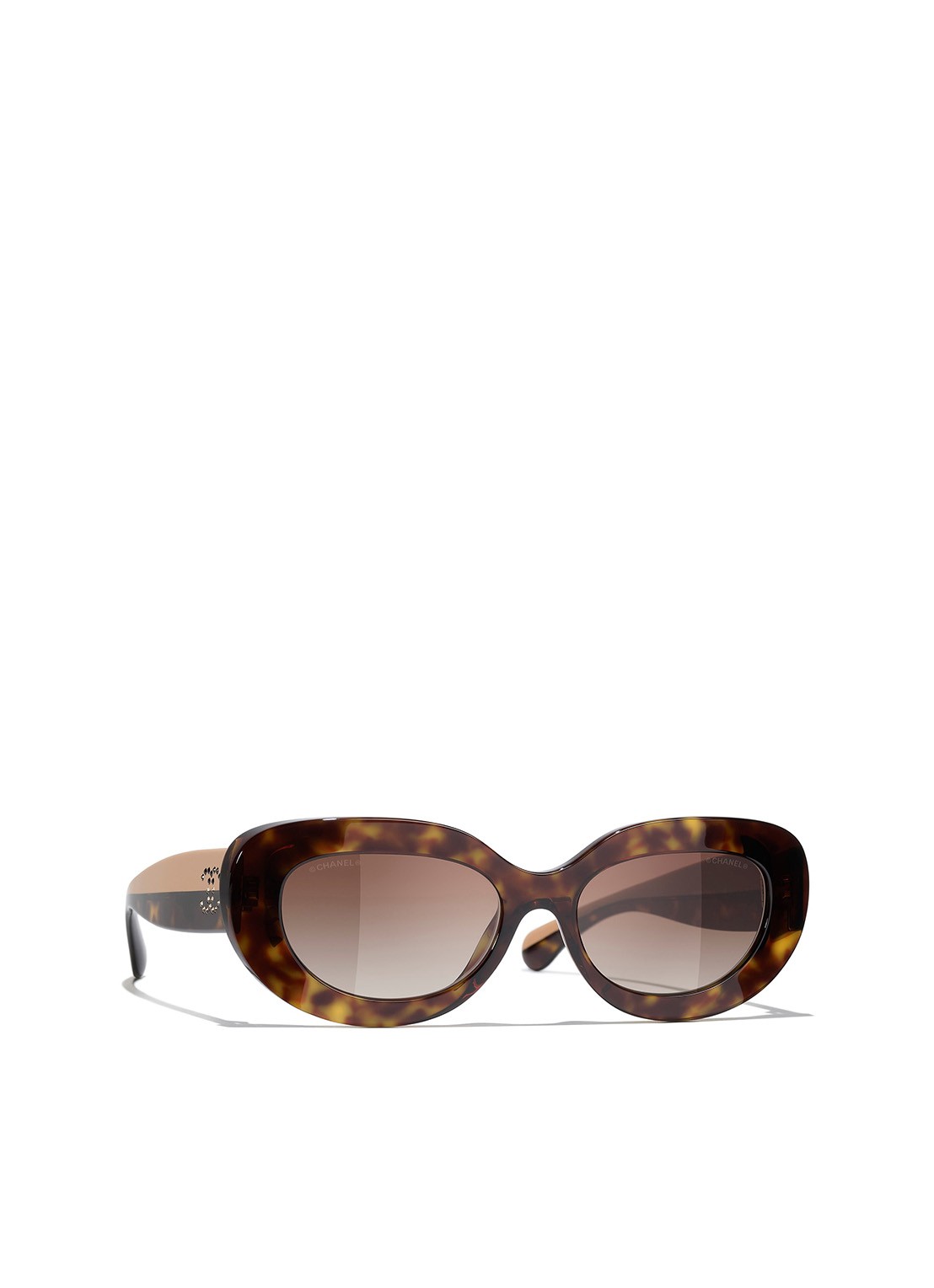 CHANEL OVALE ZONNEBRIL - voorkant bruin