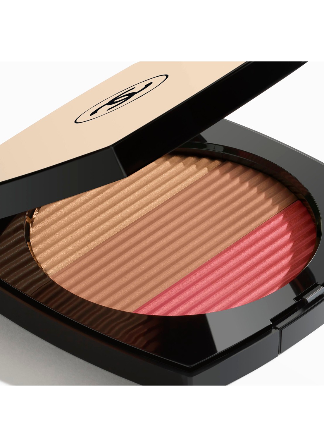 CHANEL POUDRE BELLE MINE ENSOLEILLÉE - detail 3 medium rose gold