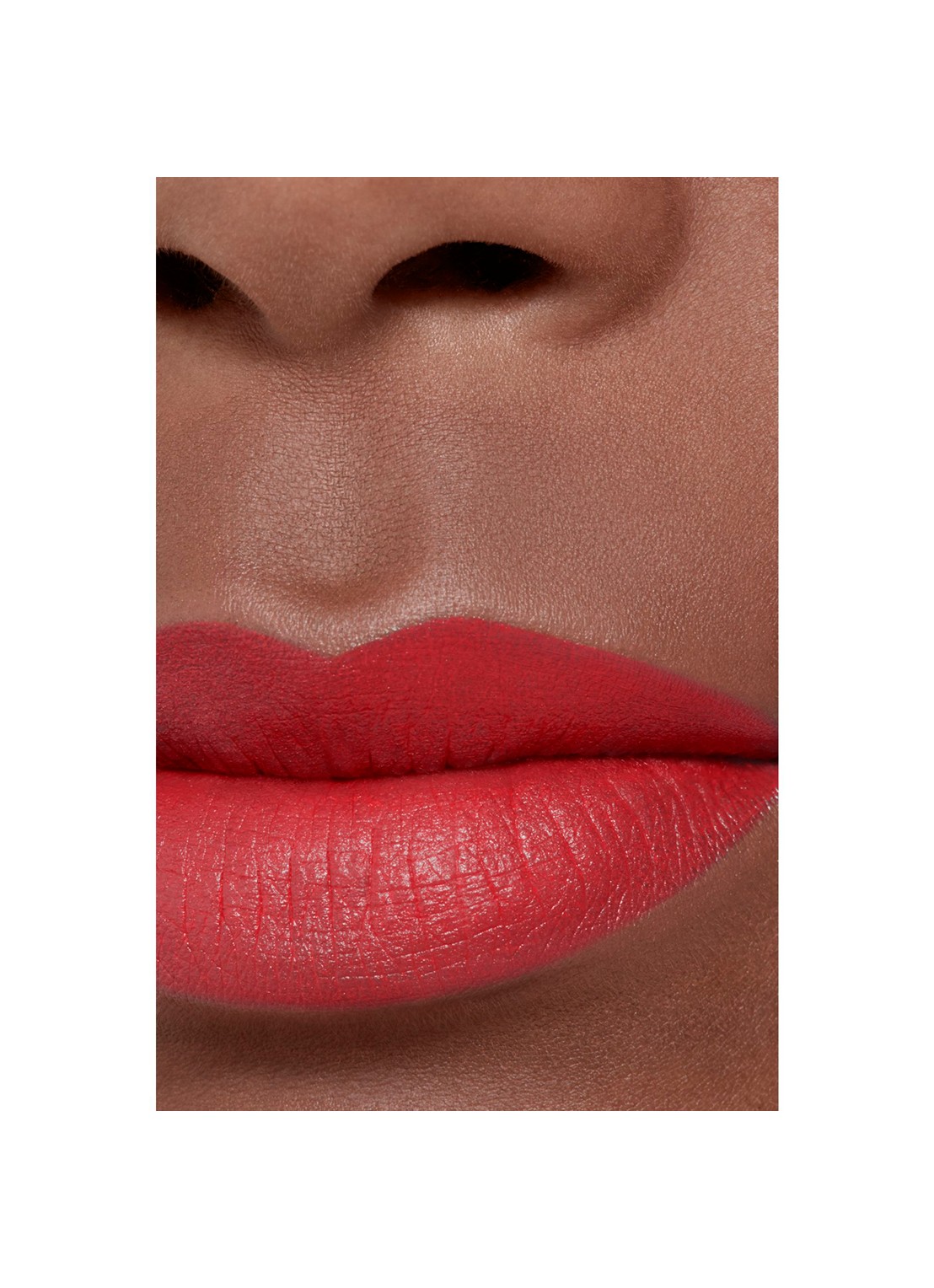 CHANEL STRALENDE FLUWEELACHTIGE LIPPENSTIFT - detail 6 57 rouge feu 