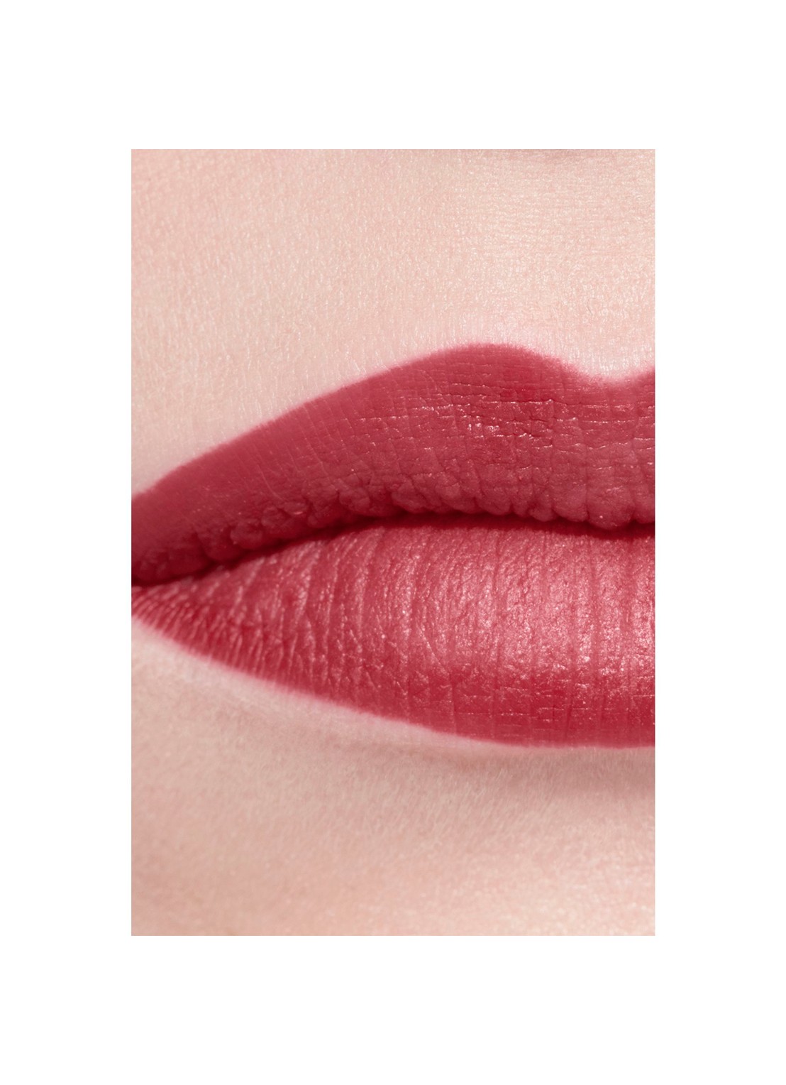 CHANEL STRALENDE FLUWEELACHTIGE LIPPENSTIFT - detail 6 64 éternelle 