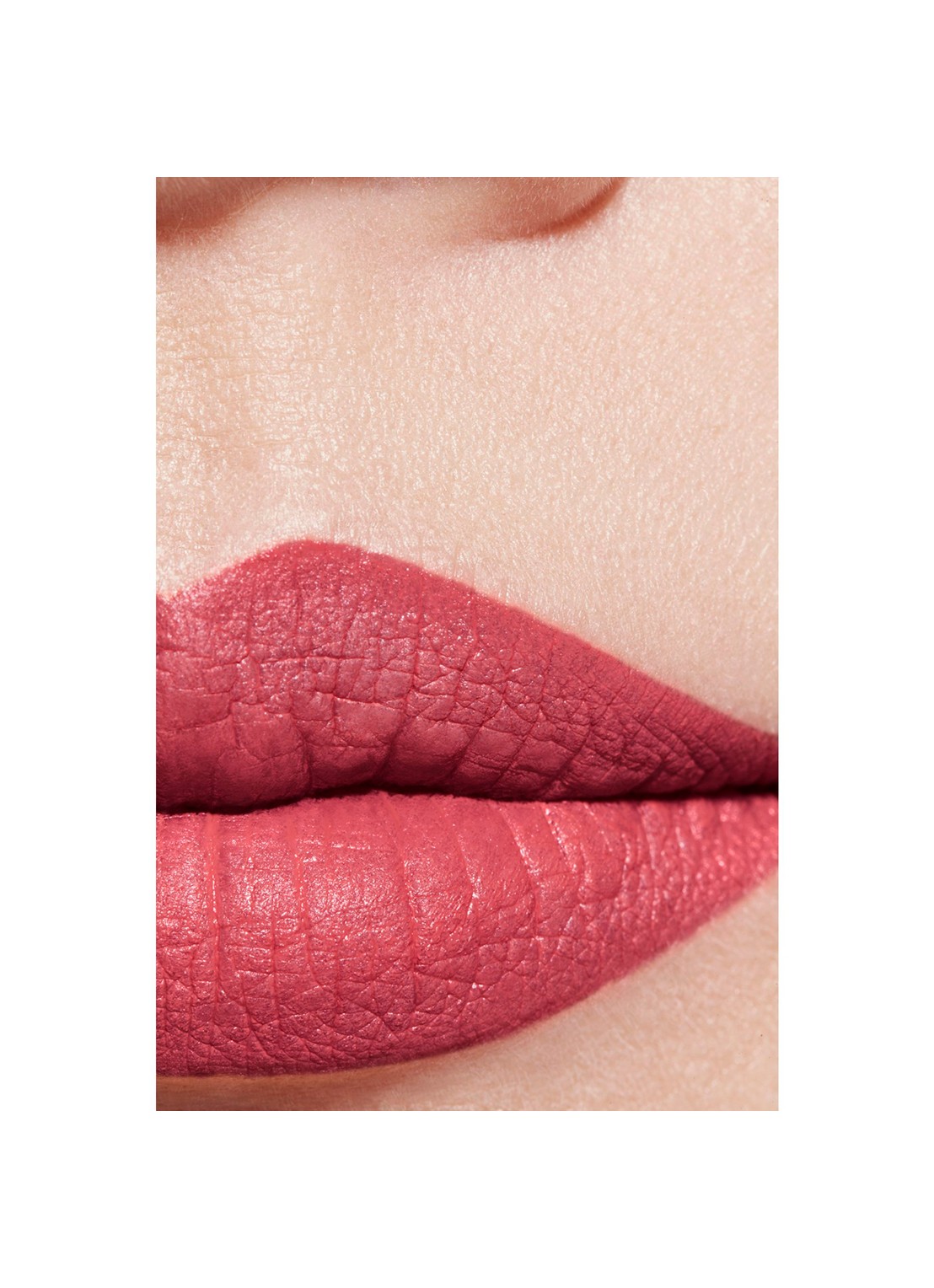 CHANEL STRALENDE FLUWEELACHTIGE LIPPENSTIFT - detail 4 79 élégante 