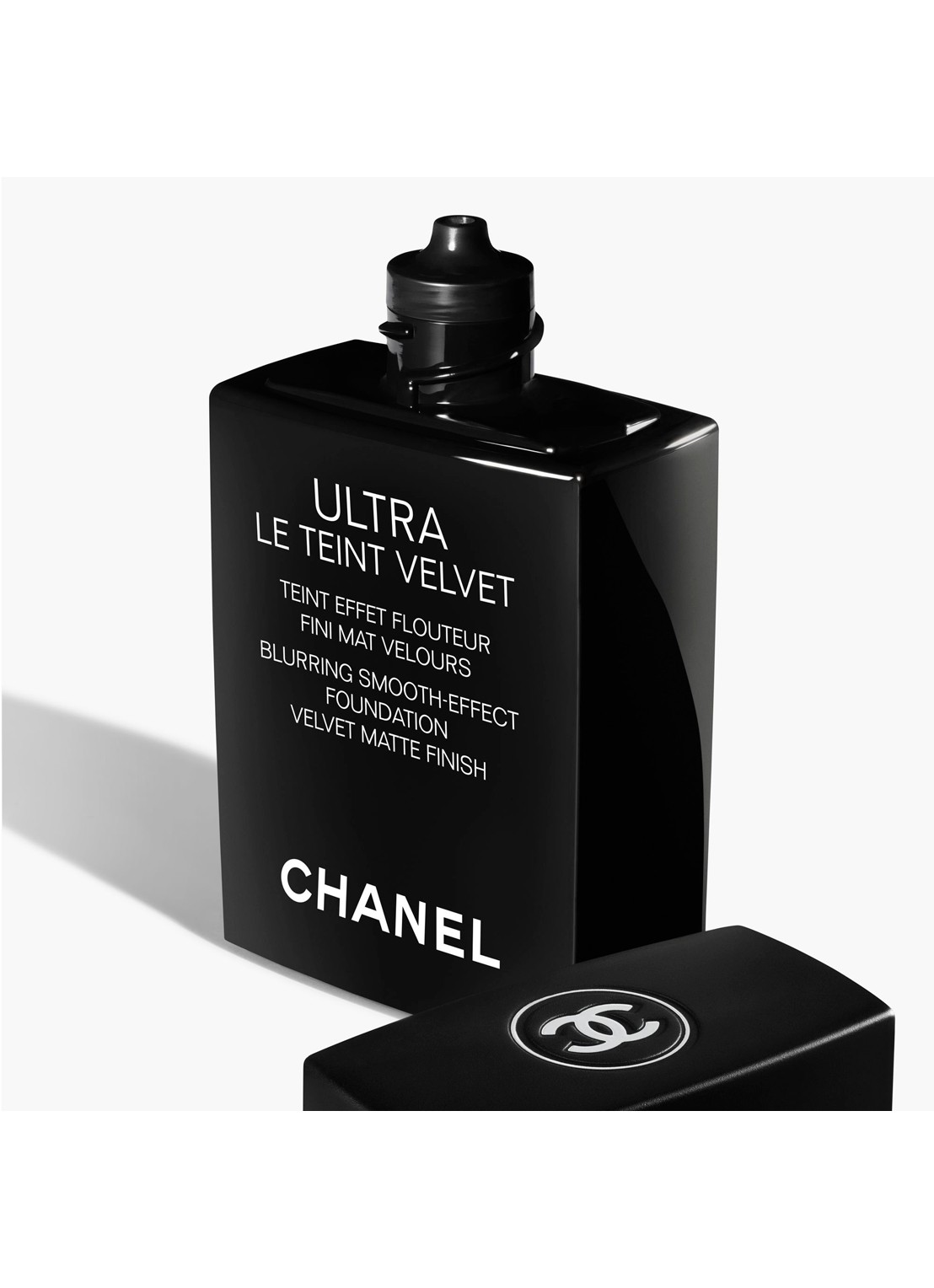 CHANEL TEINT MET VERVAGEND EFFECT. FLUWEELACHTIGE MATTE FINISH. - detail 2 bd91