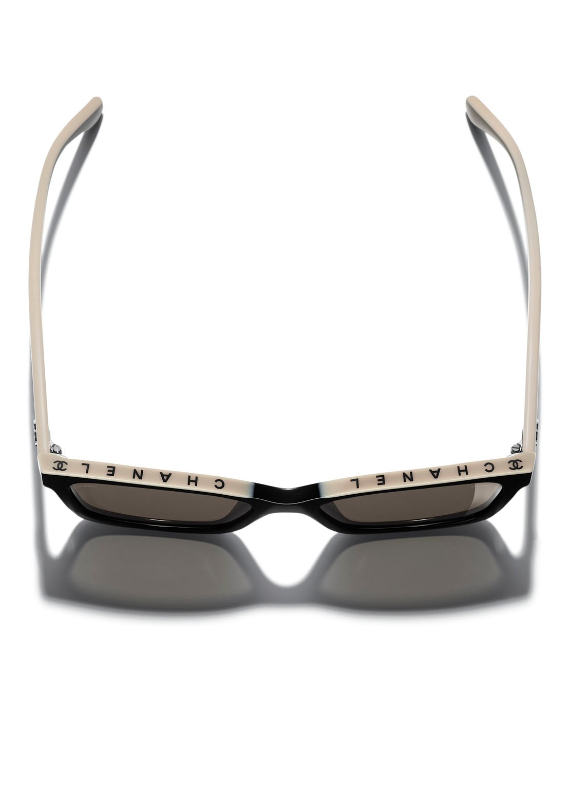 CHANEL VIERKANTE ZONNEBRIL - detail 4 zwart
