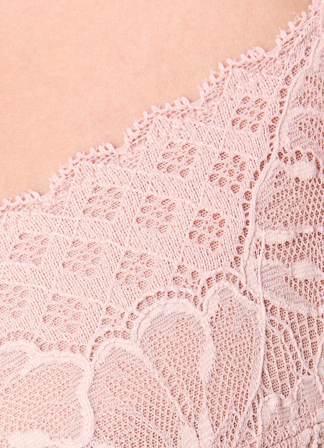 Chantelle Bh van kant - detail oudroze