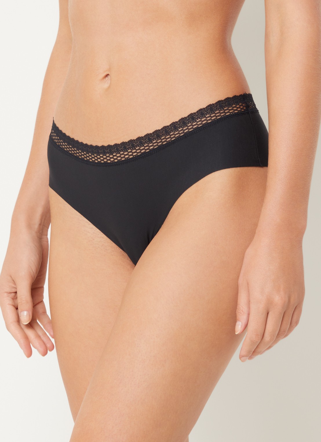 Chantelle Cozy Chic hipster met kant - voorkant 2 zwart