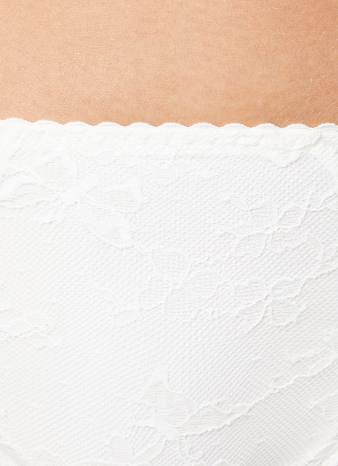 Chantelle Crush high waisted slip met kant - detail 2 gebroken wit