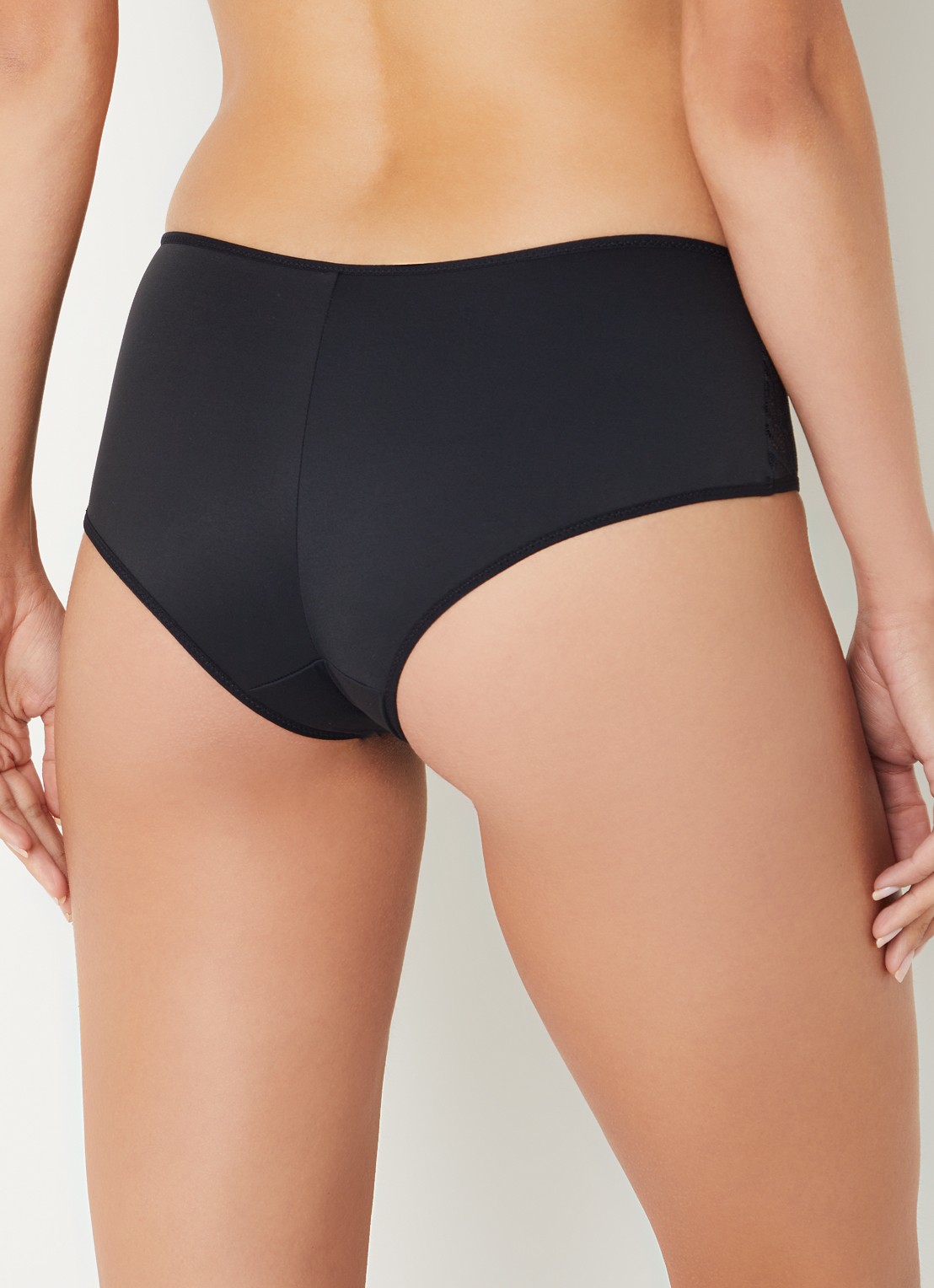 Chantelle Floral Touch shorty met kant - achterkant zwart