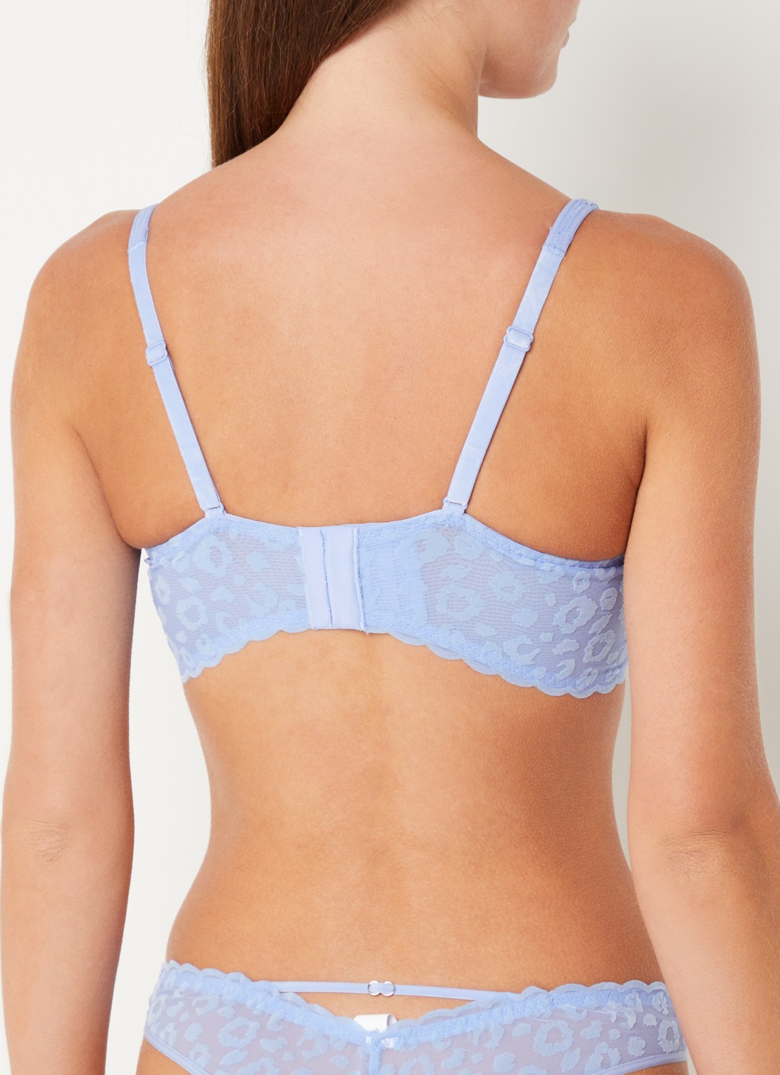 Chantelle Girls voorgevormde beugel bh met overlay van mesh - achterkant 3 lavendel