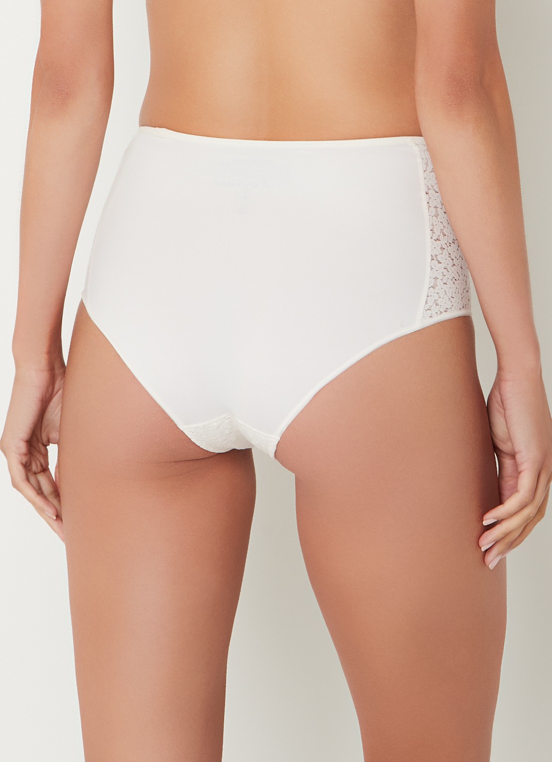 Chantelle High waisted slip met kant - achterkant gebroken wit