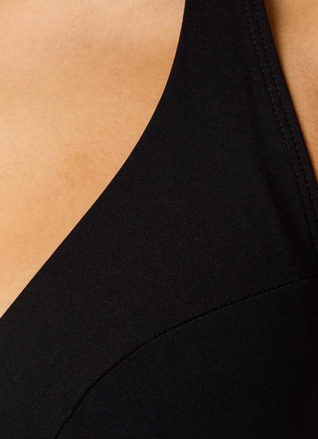 Chantelle Icon triangel bikinitop met uitneembare vulling - detail 3 zwart