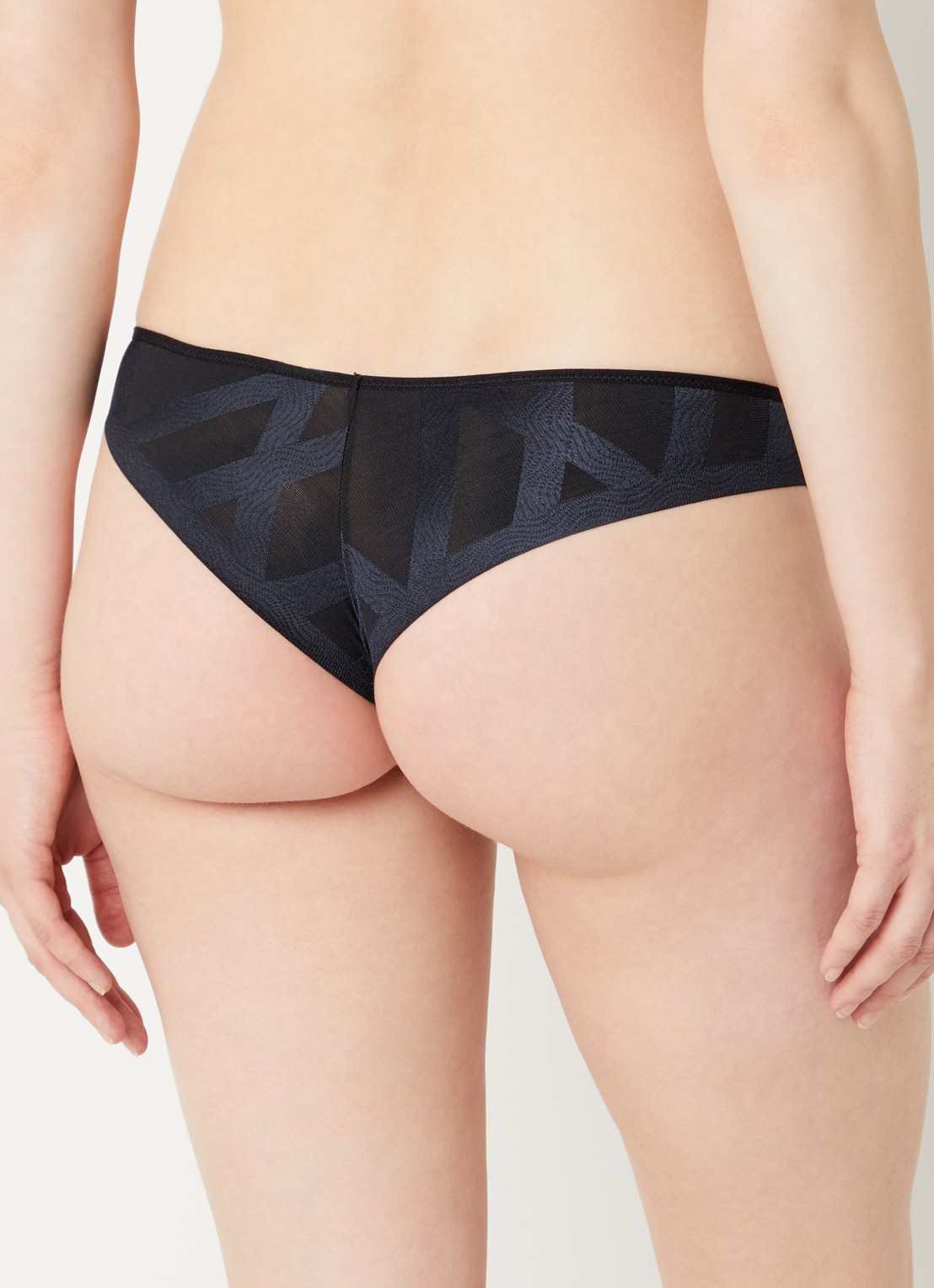 Chantelle Li tanga van mesh - achterkant 5 zwart