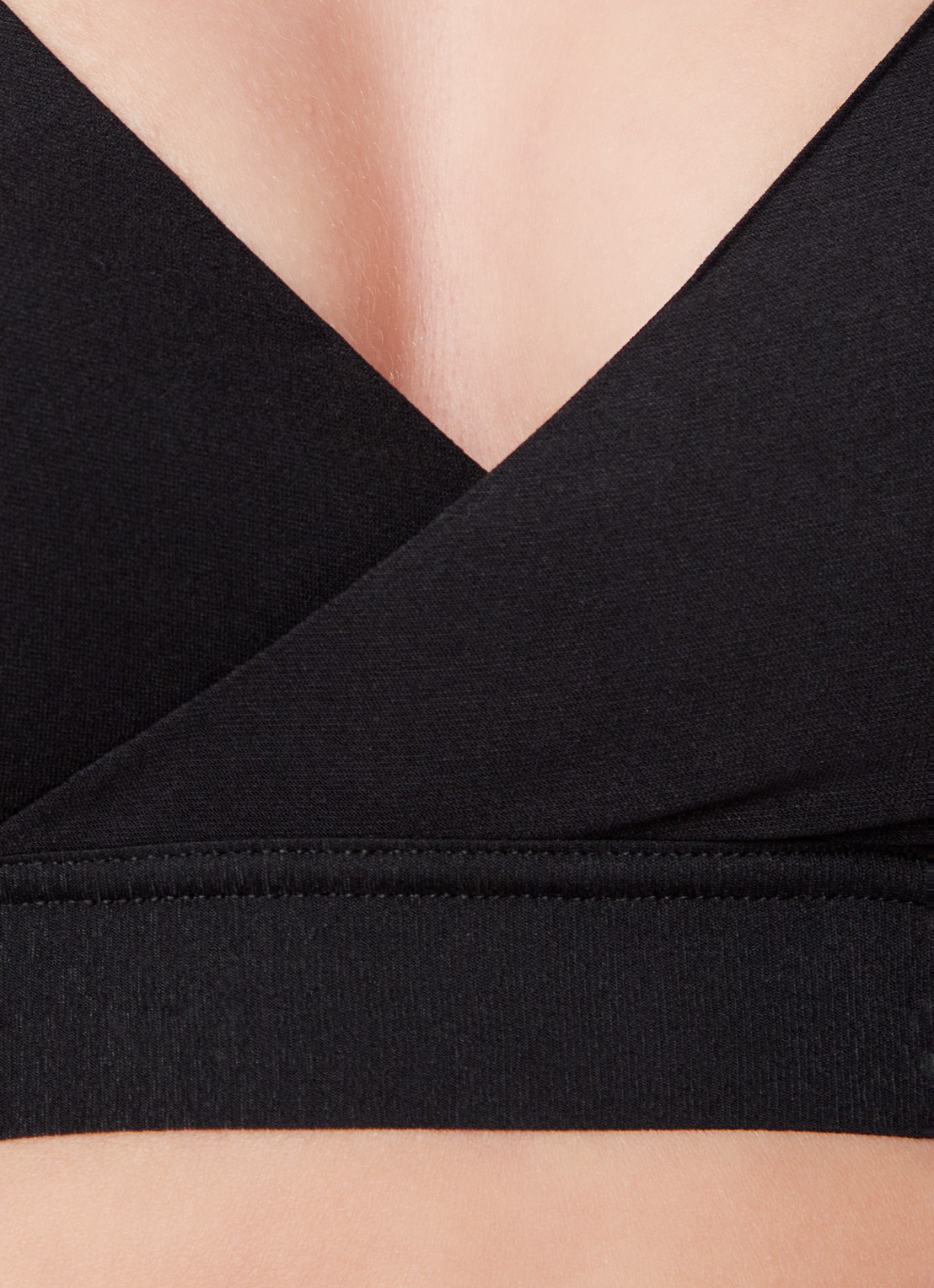 Chantelle Maternity naadloze voedings bralette  - detail zwart