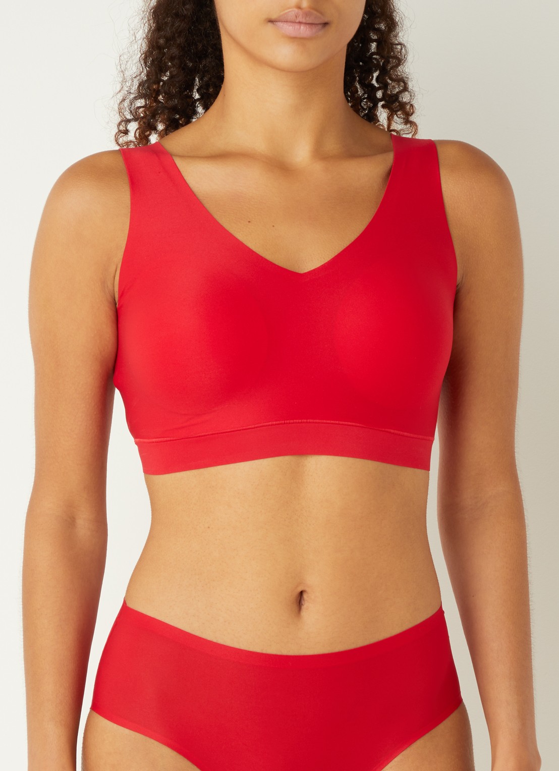 Chantelle Naadloze bralette met vulling - detail 2 rood