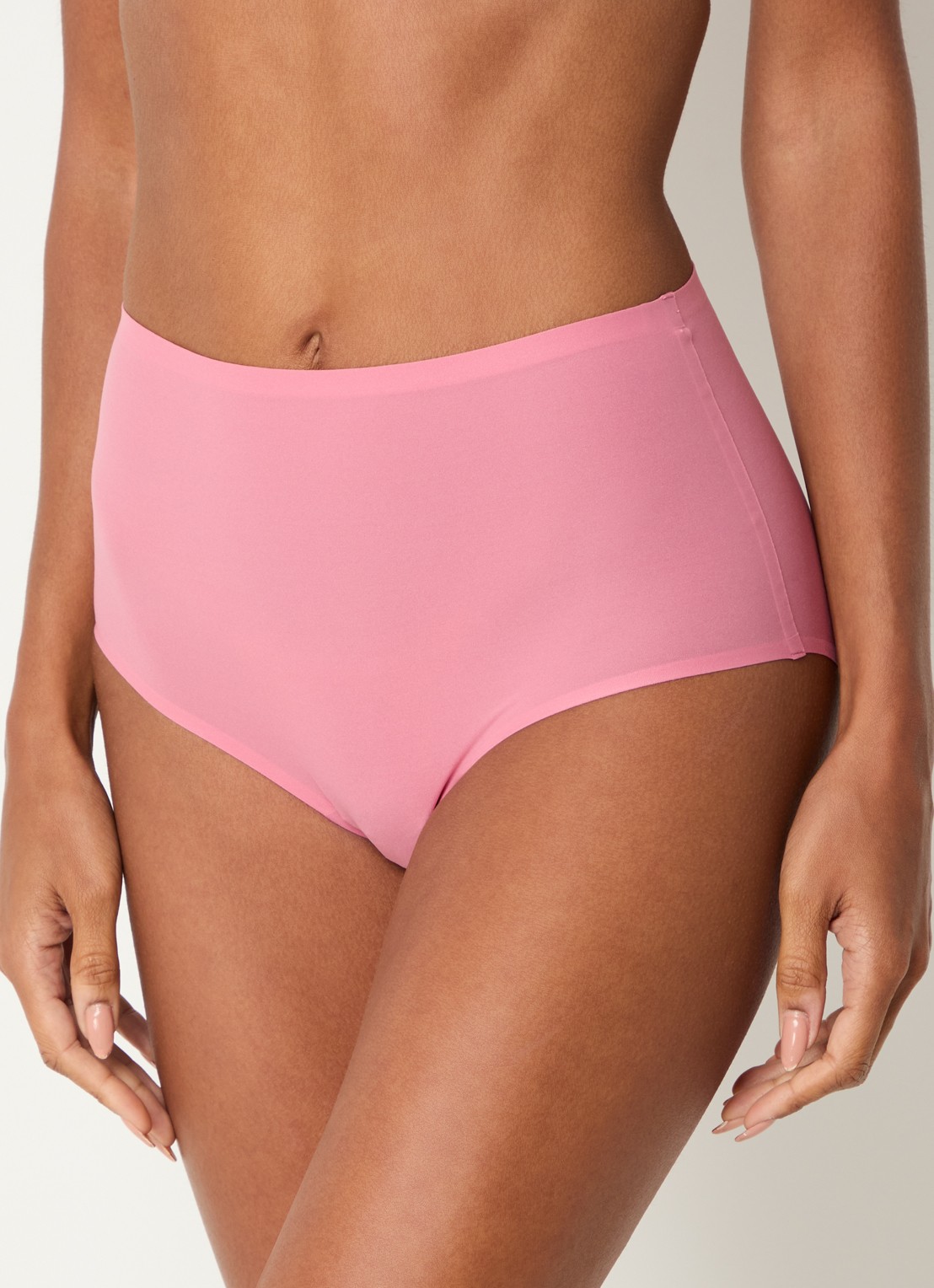 Chantelle One-size-fits-all high waisted naadloze slip - detail 4 lichtroze