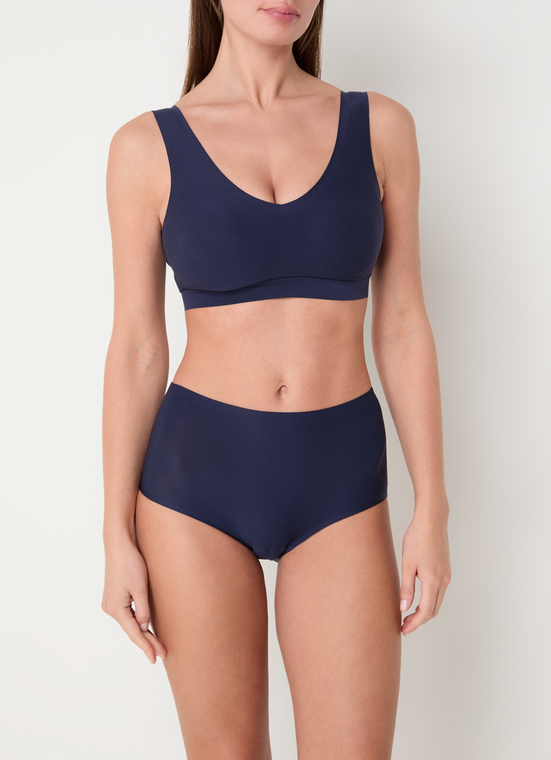 Chantelle One-size-fits-all high waisted naadloze slip - detail donkerblauw