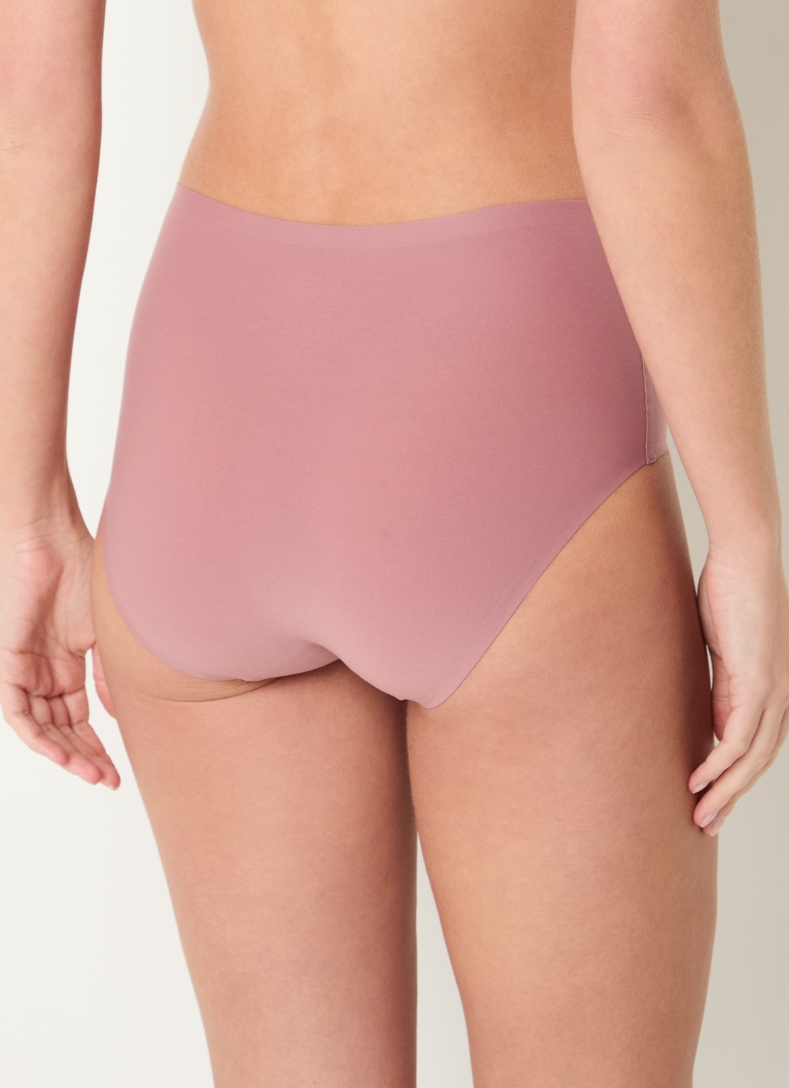 Chantelle One-size-fits-all high waisted naadloze slip - achterkant 5 koraalroze