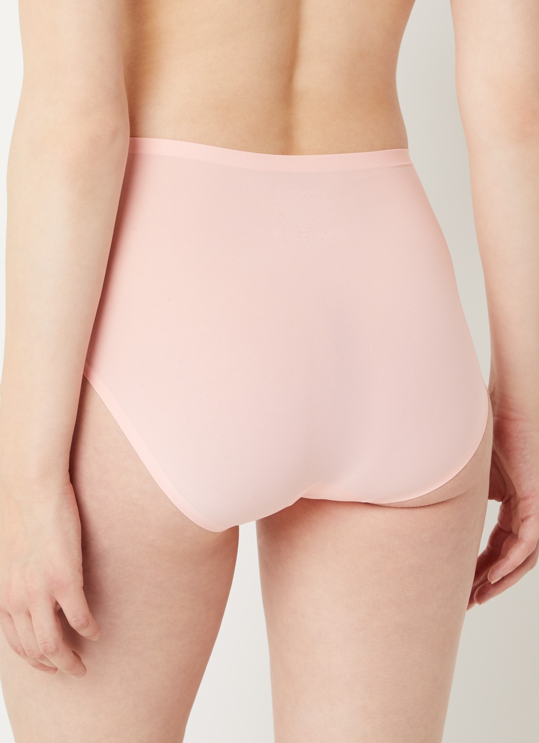 Chantelle One-size-fits-all high waisted naadloze slip - achterkant 3 zalmroze