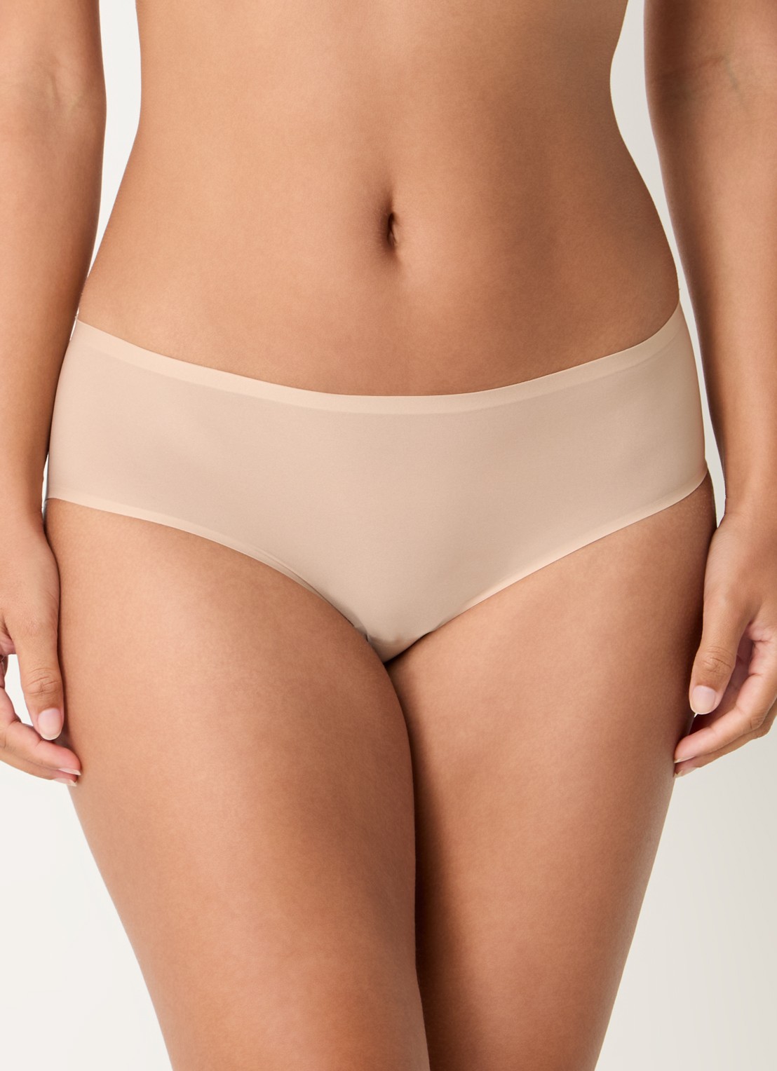 Chantelle One-size-fits-all naadloze hipster in 3-pack - detail 2 beige