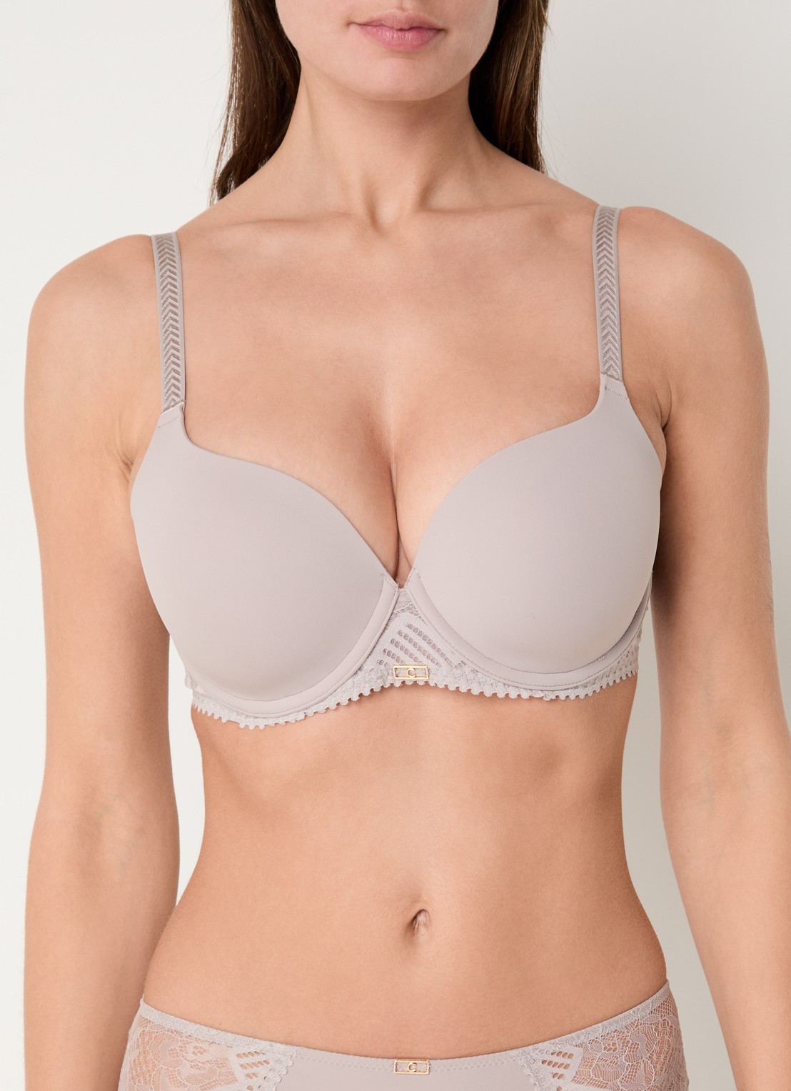 Chantelle Origins voorgevormde T-shirt bh met kant - voorkant 3 donkerbeige