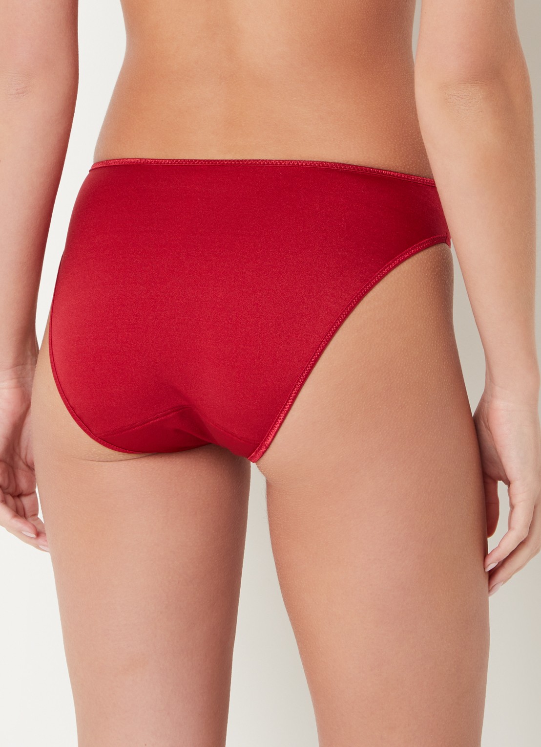 Chantelle Slip met borduring - achterkant 5 rood